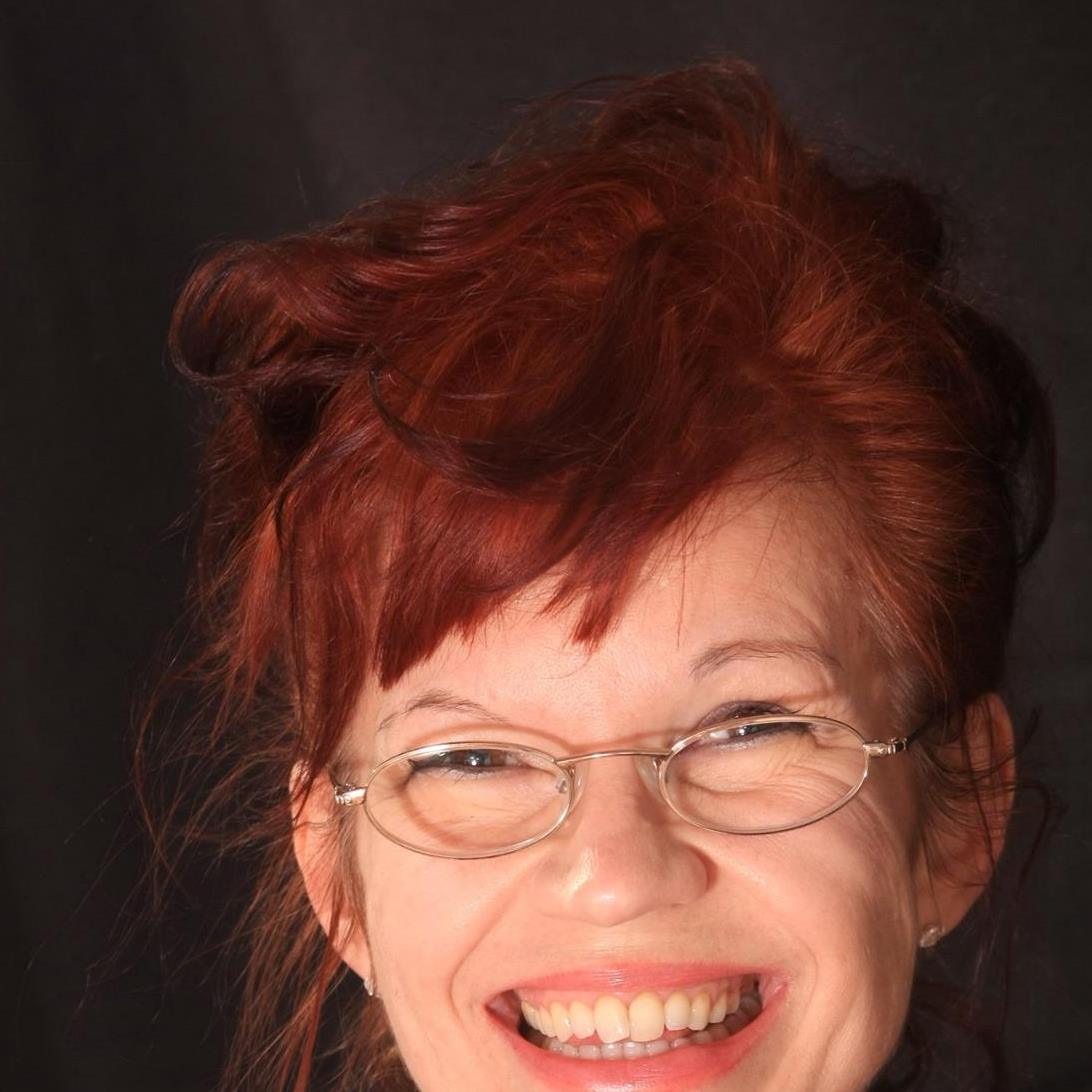 Elekes Krisztina Zolna